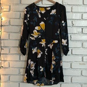 Knot sisters womens floral design midi V neck dress